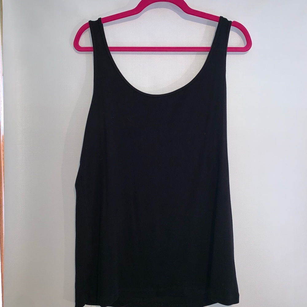 New black tank top!💋💋